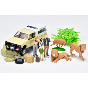 画像: TOMYTEC 1/64 "Kaiyodo (海洋堂)" x "Tomica Limited Vintage" Diorama Collection 64 #Car Snap 32a Safari 4 (with Nissan Truck 4x4 King Cab)
