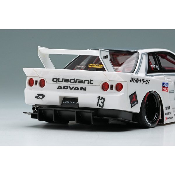 画像11: EIDOLON 1/43 LB-KAIDO WORKS NISSAN SKYLINE (R32) Tokyo Auto Salon 2025 White / Gray Stripe Limited 200 pcs. (11)