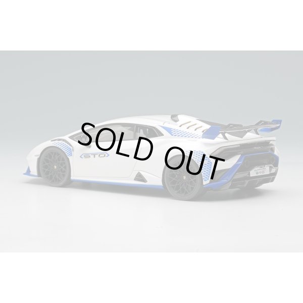 画像3: EIDOLON 1/43 Lamborghini Huracan STO 2021 Bianco Monocerus / Blue Livery Limited 100 pcs. (3)