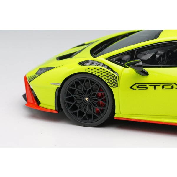 画像5: EIDOLON 1/43 Lamborghini Huracan STO 2021 Verde Scandal / Black Livery Limited 50 pcs. (5)