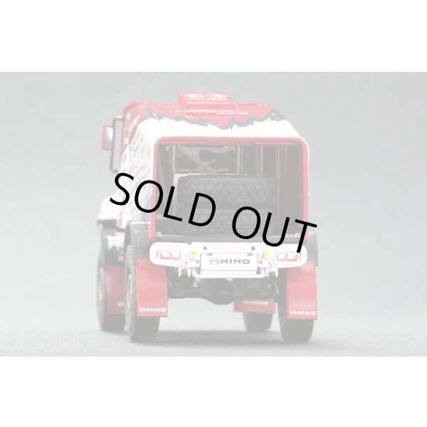 画像9: Platz 1/43 Hino 600 Series Hybrid – 2023 Dakar Rally (9)