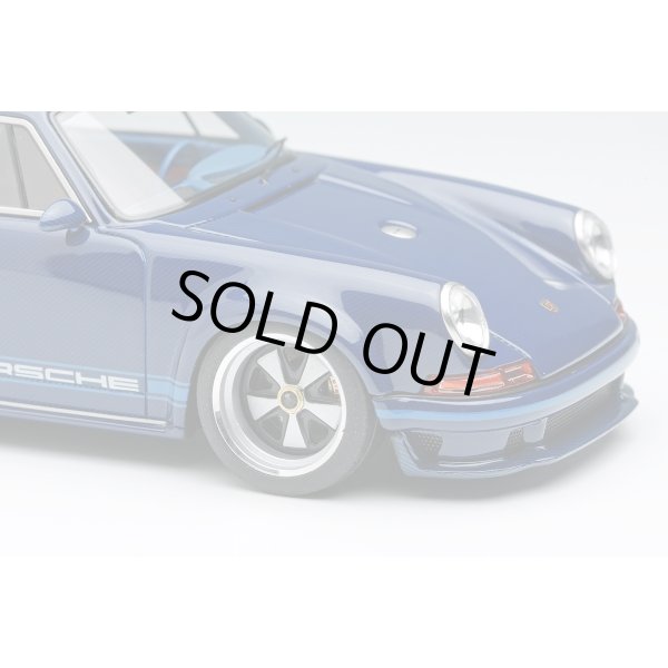 画像8: EIDOLON 1/43 Singer 911 DLS Visible Blue Carbon Limited 120 pcs. (8)