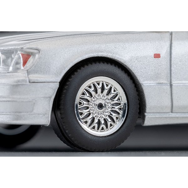 画像7: TOMYTEC 1/64 Limited Vintage NEO Toyota Celsior B-Spec eR Version 10th Anniversary Edition (Silver) (7)
