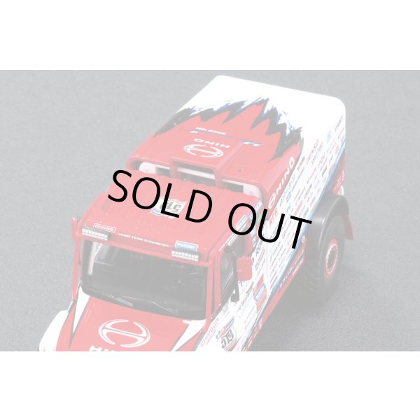 画像12: Platz 1/43 Hino 600 Series Hybrid – 2023 Dakar Rally (12)