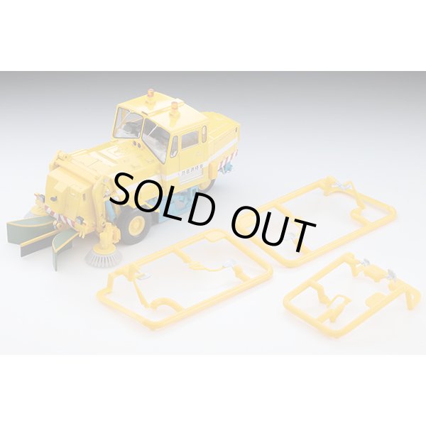 画像10: TOMYTEC 1/64 Limited Vintage NEO Tokyu SW2Z2 Road Sweeper (Yellow) (10)