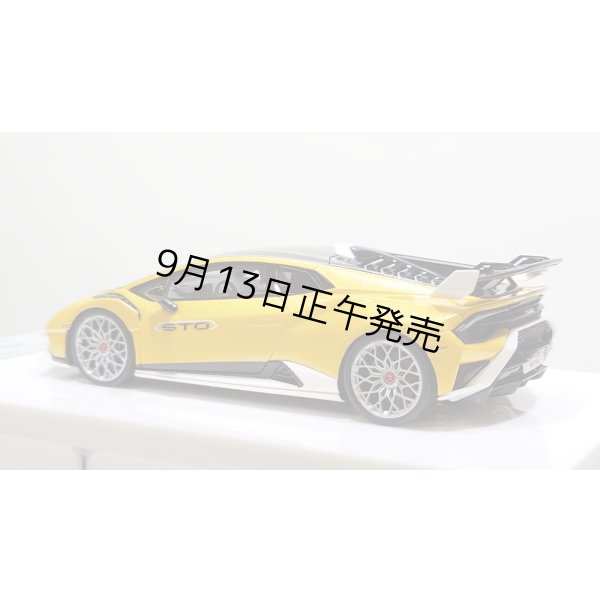 画像4: EIDOLON 1/43 Lamborghini Huracan STO 2021 Grande Giallo Pearl Limited 32 pcs. (4)