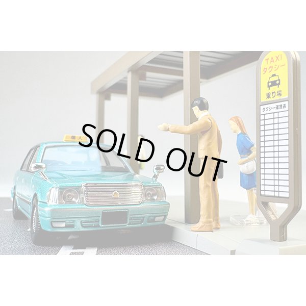 画像6: TOMYTEC 1/64 Diorama Collection #CarSnap 04c Taxi Stand (with Toyota Crown Sedan) (6)