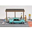 画像2: TOMYTEC 1/64 Diorama Collection #CarSnap 04c Taxi Stand (with Toyota Crown Sedan) (2)