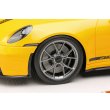 画像6: EIDOLON 1/18 Porsche 911 (992) GT3 2021 Speed Yellow (Carbon Roof) Limited 70 pcs. (6)