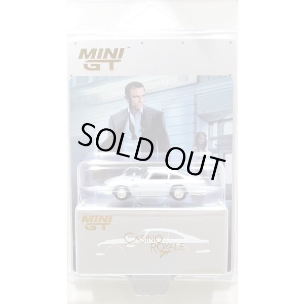 画像1: MINI GT 1/64 Aston Martin DB5 "Casino Royale" (2006) English Packaging (1)