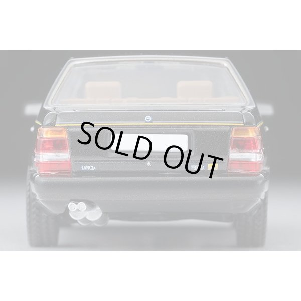 画像6: TOMYTEC 1/64 Limited Vintage NEO Lancia Thema 8.32 Phase I (Black) (6)