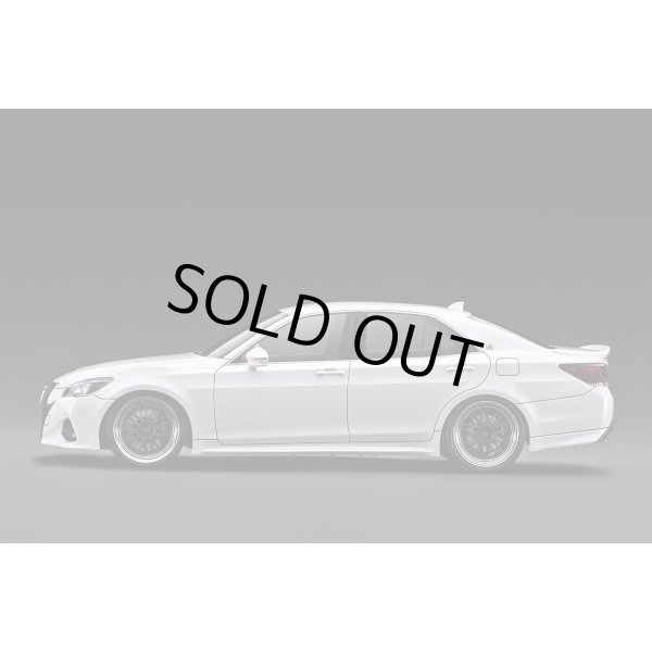 画像3: ignition model 1/18 Toyota Crown Athlete S (GRS214) Pearl White (3)