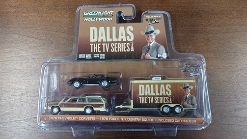 画像1: 1/64 HOLLYWOOD DALLAS THE TV SERIES '78 Chevolet Corvette/'79 Ford LTD Country Squire/Enclosed Car Hauler (1)