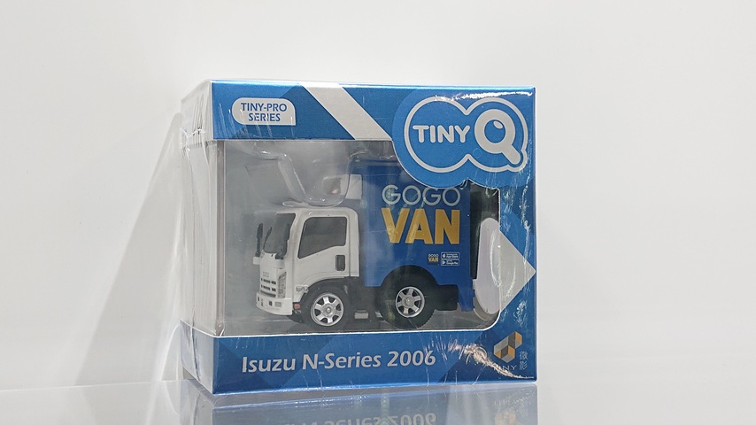 画像1: TINY Q ISUZU N series Box lorry "GO GO VAN" (1)