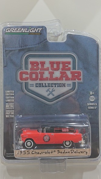 画像1: GREEN LiGHT 1:64 BLUE COLLAR COLLECTION '55 Chevrolet Sedan Delivery (1)