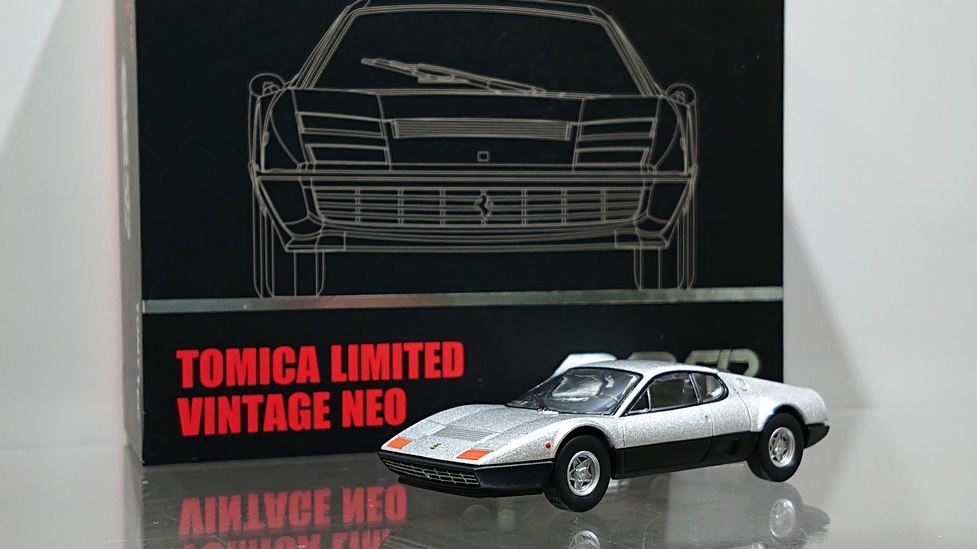 画像1: TOMYTEC 1/64 Limited Vintage NEO Ferrari BB 512 Silver (1)