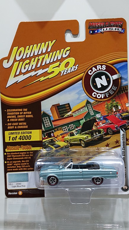 画像1: Johnny Lightning 1:64 Muscle Cars USA - Release 20-B '67 Plymouth GTX Convertible Light Blue w/Black (1)