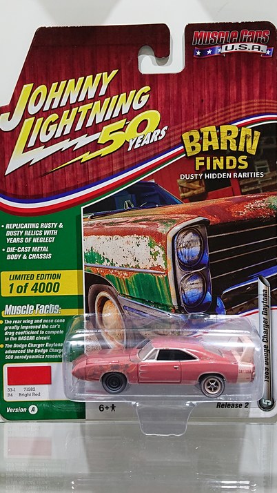 画像1: Johnny Lightning 1:64 Muscle Cars USA - Release 20-A '69 Daytona(Dirty) R4 Red w/White & Flames (1)