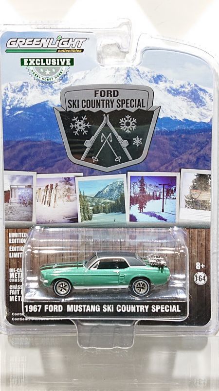画像1: GREEN LiGHT EXCLUSIVE 1/64 '67 Ford Mustang Coupe "Ski Country Special" - Loveland Green (1)