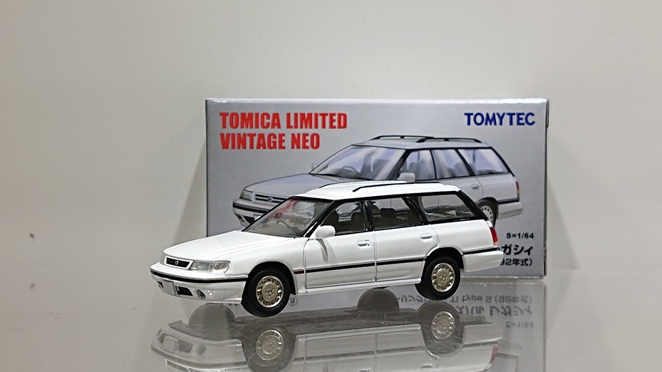 画像1: TOMYTEC 1/64 Limited Vintage NEO Subaru Legacy Touring Wagon Ti type S White (1)