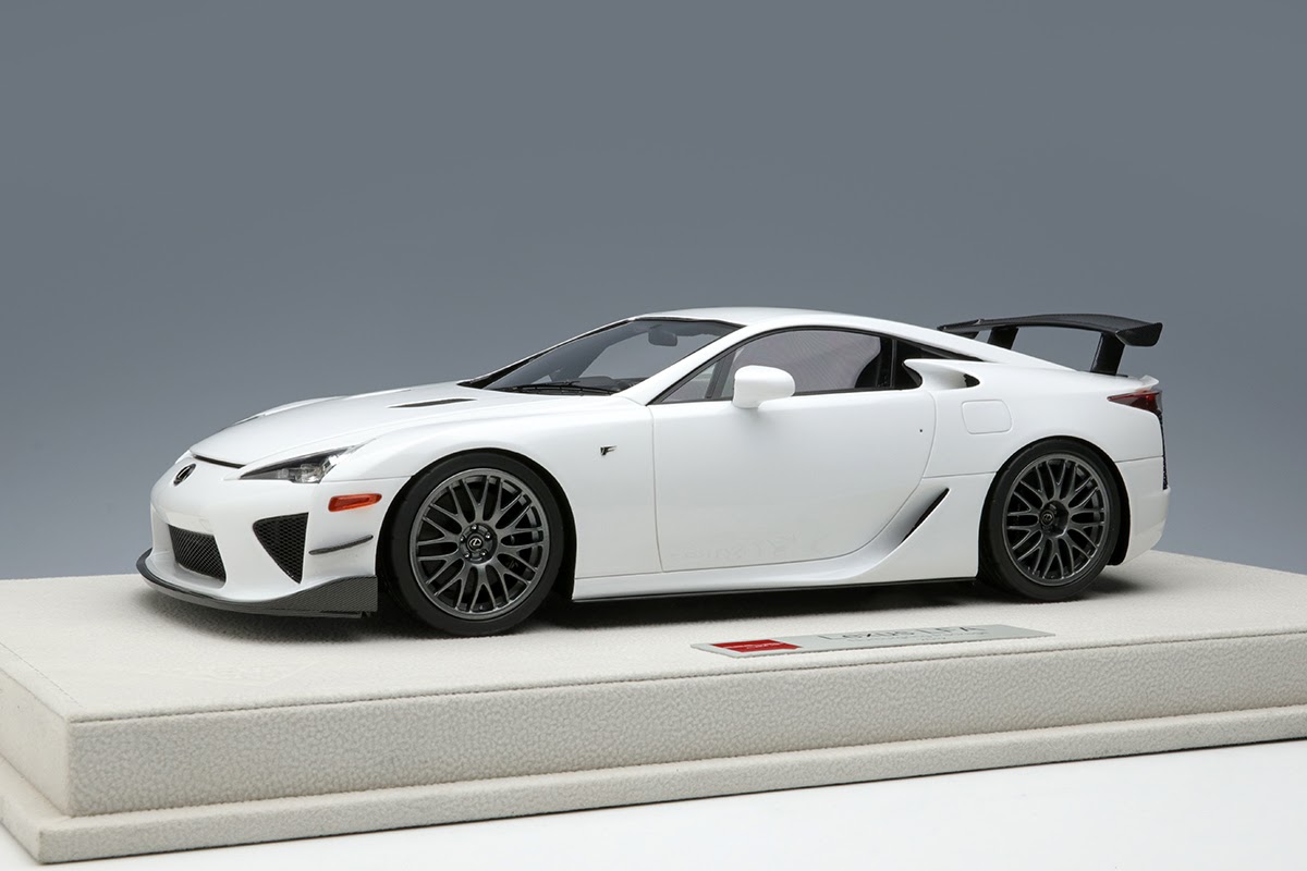 レクサス LFA 1/18 AUTOart 1/18 レクサス LFA （ホワイテスト・ホワイト／ブラック